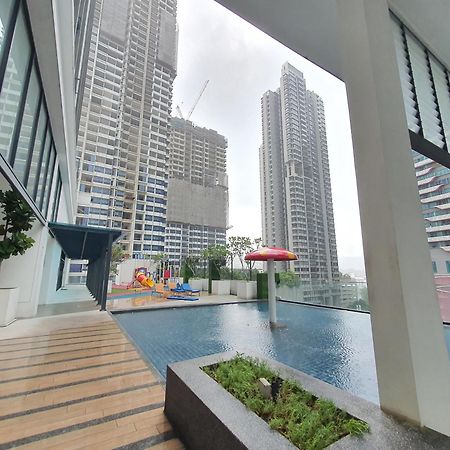 Reizz Residence By Luxury Suites クアラルンプール エクステリア 写真
