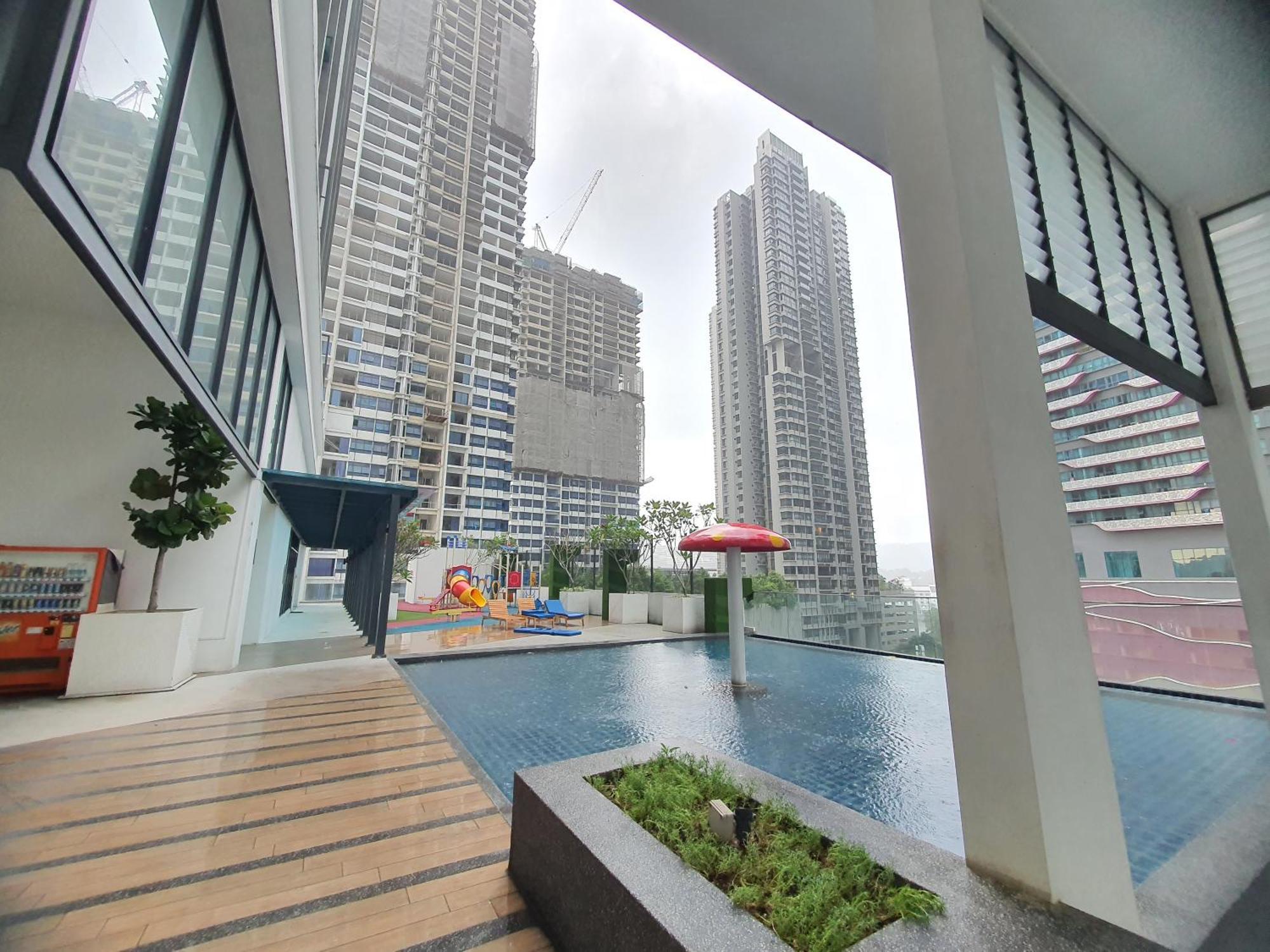 Reizz Residence By Luxury Suites クアラルンプール エクステリア 写真