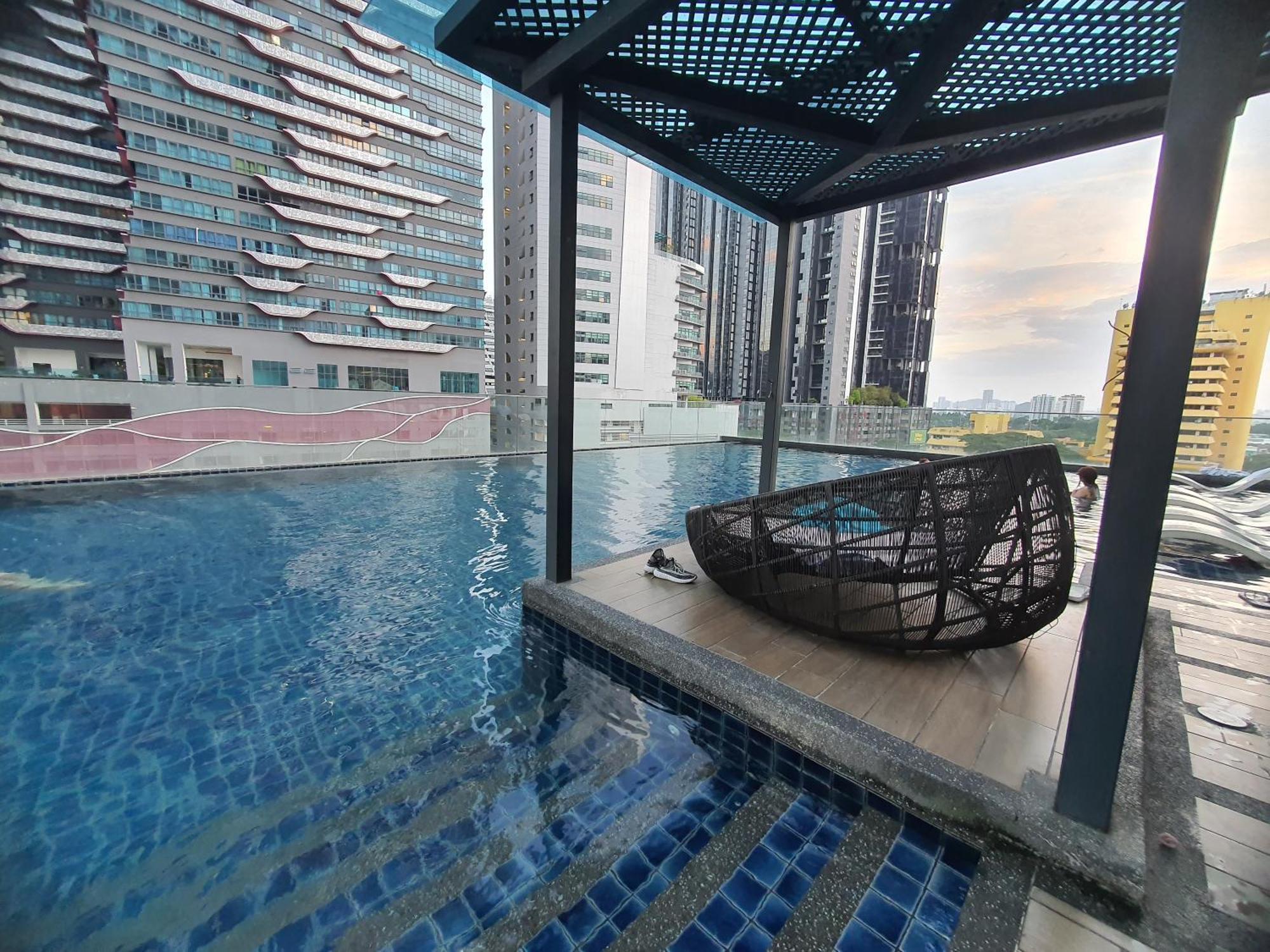 Reizz Residence By Luxury Suites クアラルンプール エクステリア 写真